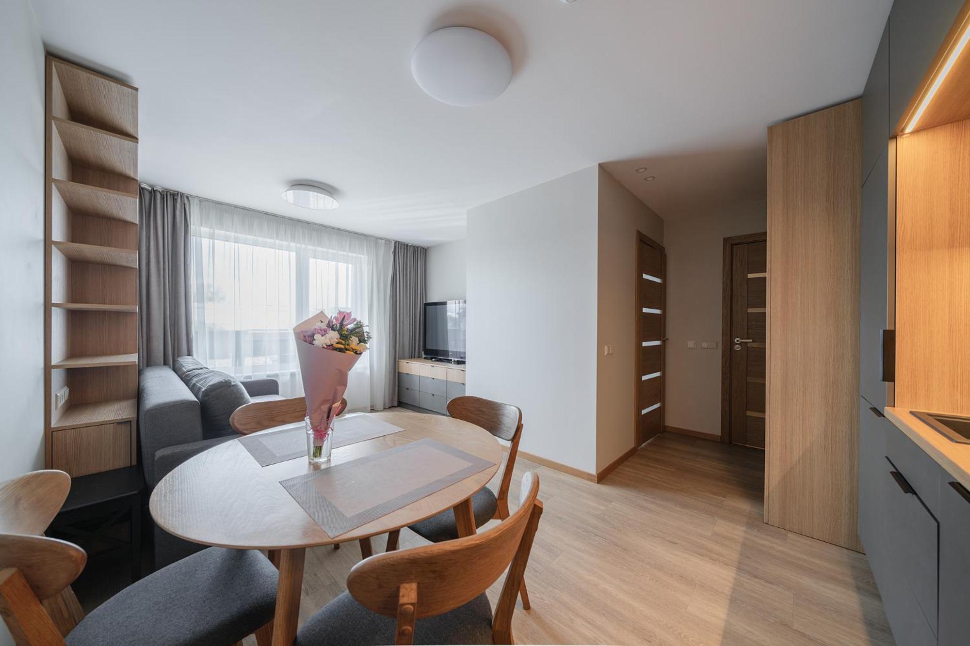 Gyneju Self Check-In Apartments Vilnius Bagian luar foto